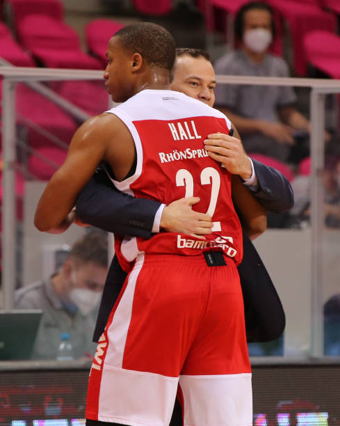 拉文引领国 拉文引领国