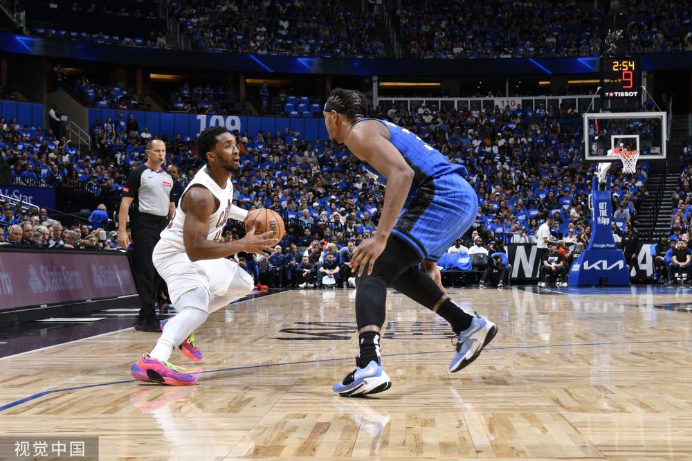 场上局势瞬 场上局势瞬