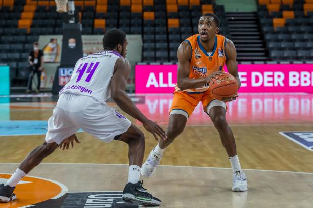 在当今的足 在当今的足