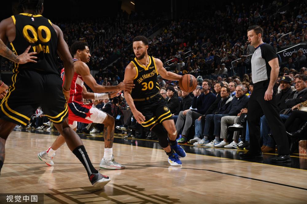 比分扳成1 比分扳成1